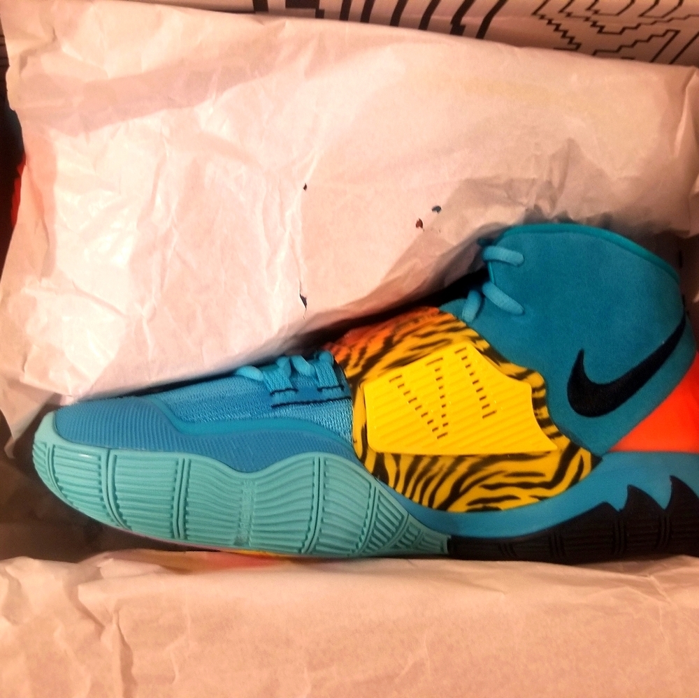 Kyrie 6